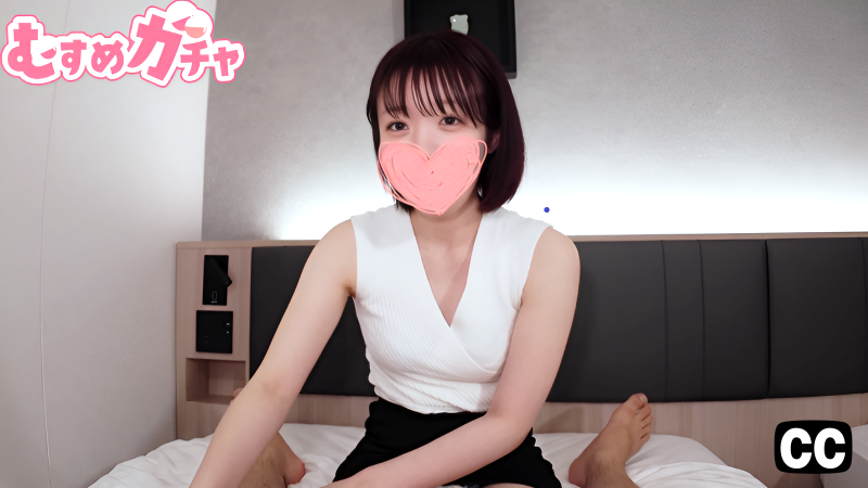 FC2PPV-4673074-귀여운 미소와 매우 에로틱한 몸매를 가진 마사지 소녀 일본 야동-노모자막